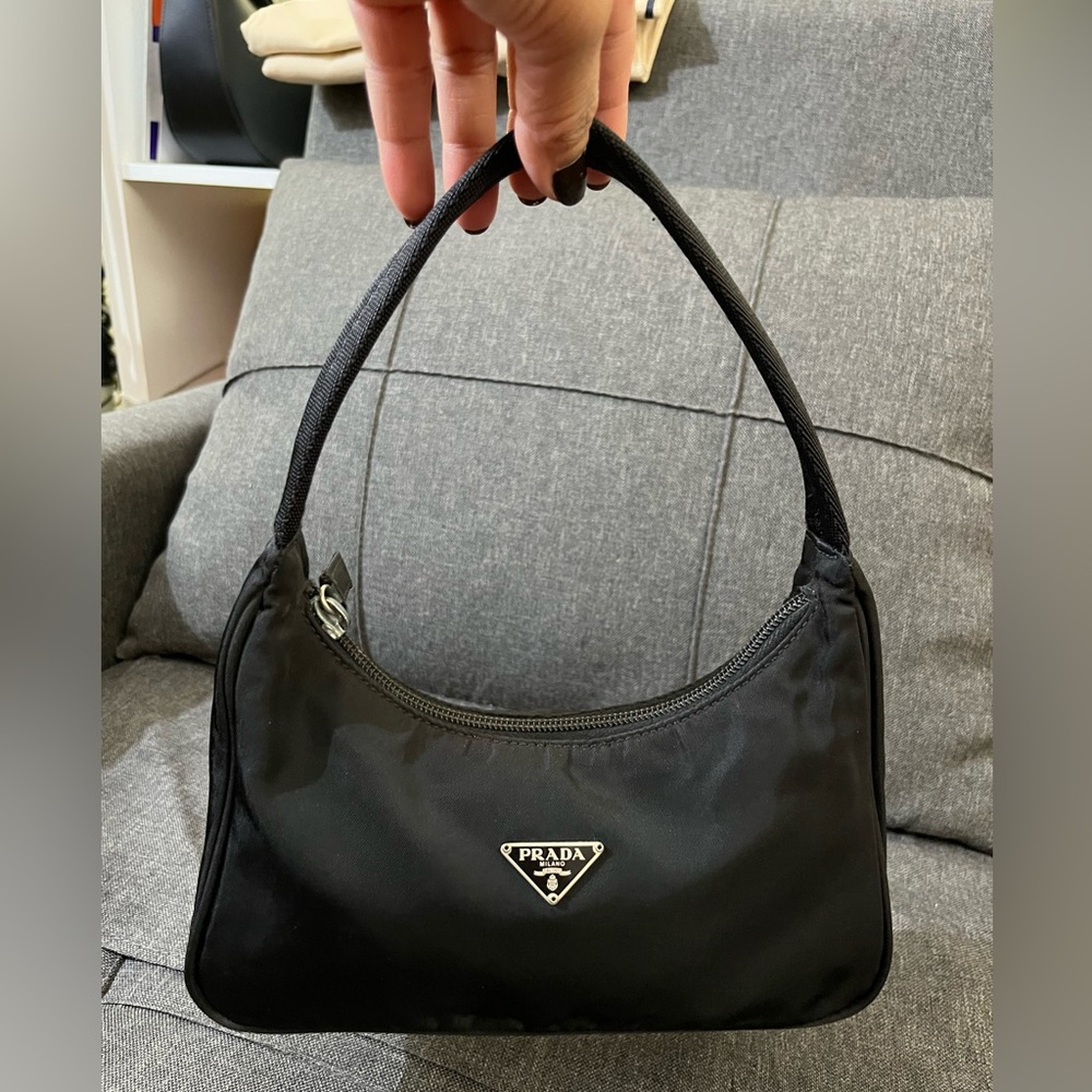 Prada Black Nylon Vintage Reedition - Picture 2 of 13